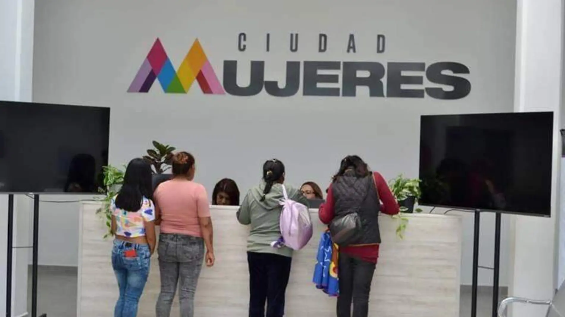 ciudad mujeres